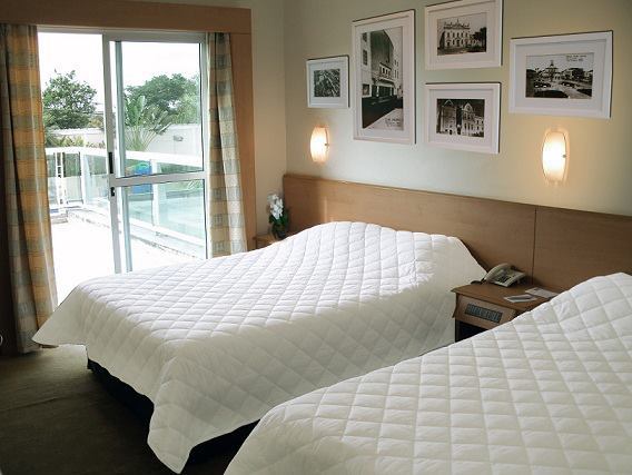 Itu Plaza Hotel Ngoại thất bức ảnh